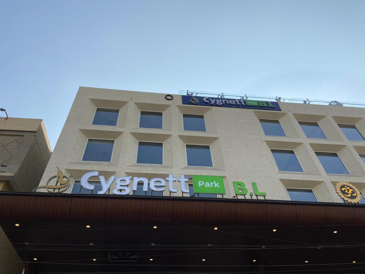 Cygnett Park Bl Hotel Джайпур Екстериор снимка